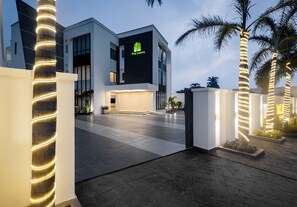 Exterior - The Palms Classic Hotel (Benin City)