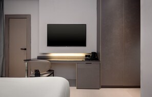 Standard Room | Desk, free WiFi - The Palms Classic Hotel (Benin City)