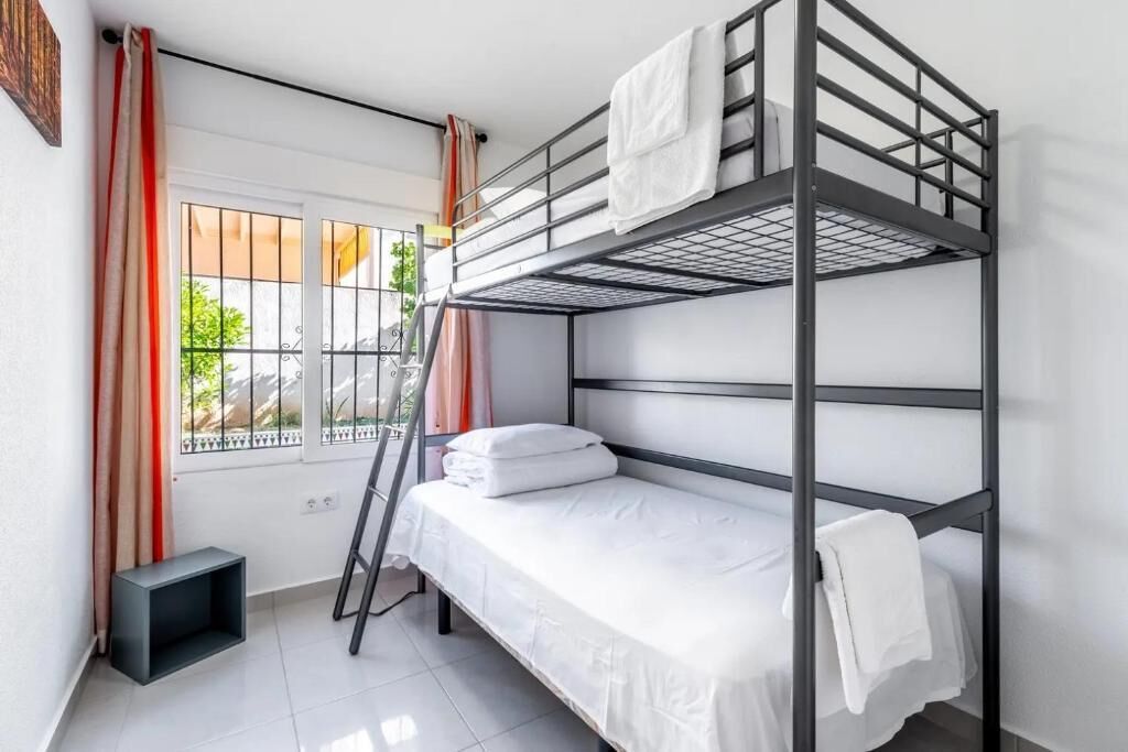 Comfort appartement, terras, uitzicht op tuin | Een strijkplank/strijkijzer, gratis wifi