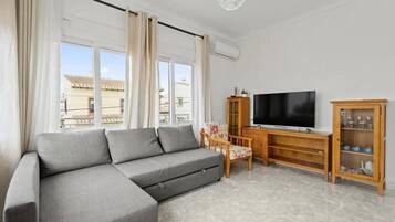 Superior appartement, balkon, uitzicht op zee | Woonruimte