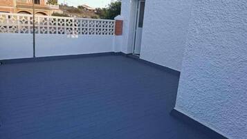 コンフォート アパートメント バルコニー パーシャルシービュー | 施設の敷地