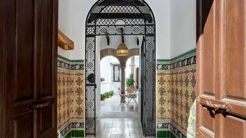 Entrada al alojamiento