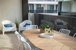 Outdoor dining - Holiday flat with air conditioning and internet (Bibione)