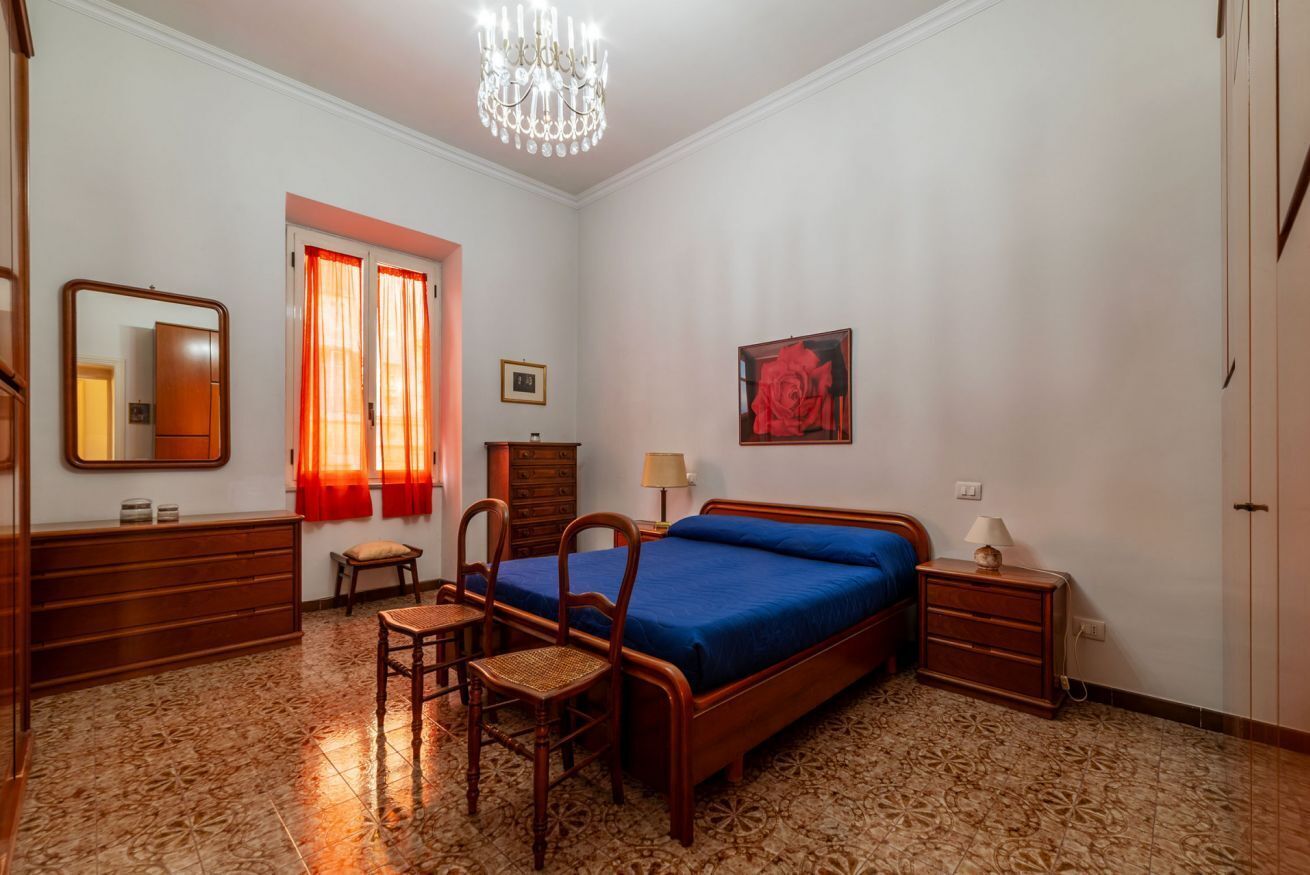 2 bedrooms, iron/ironing board