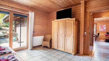 3 Schlafzimmer, Bügeleisen/Bügelbrett, WLAN, Bettwäsche
