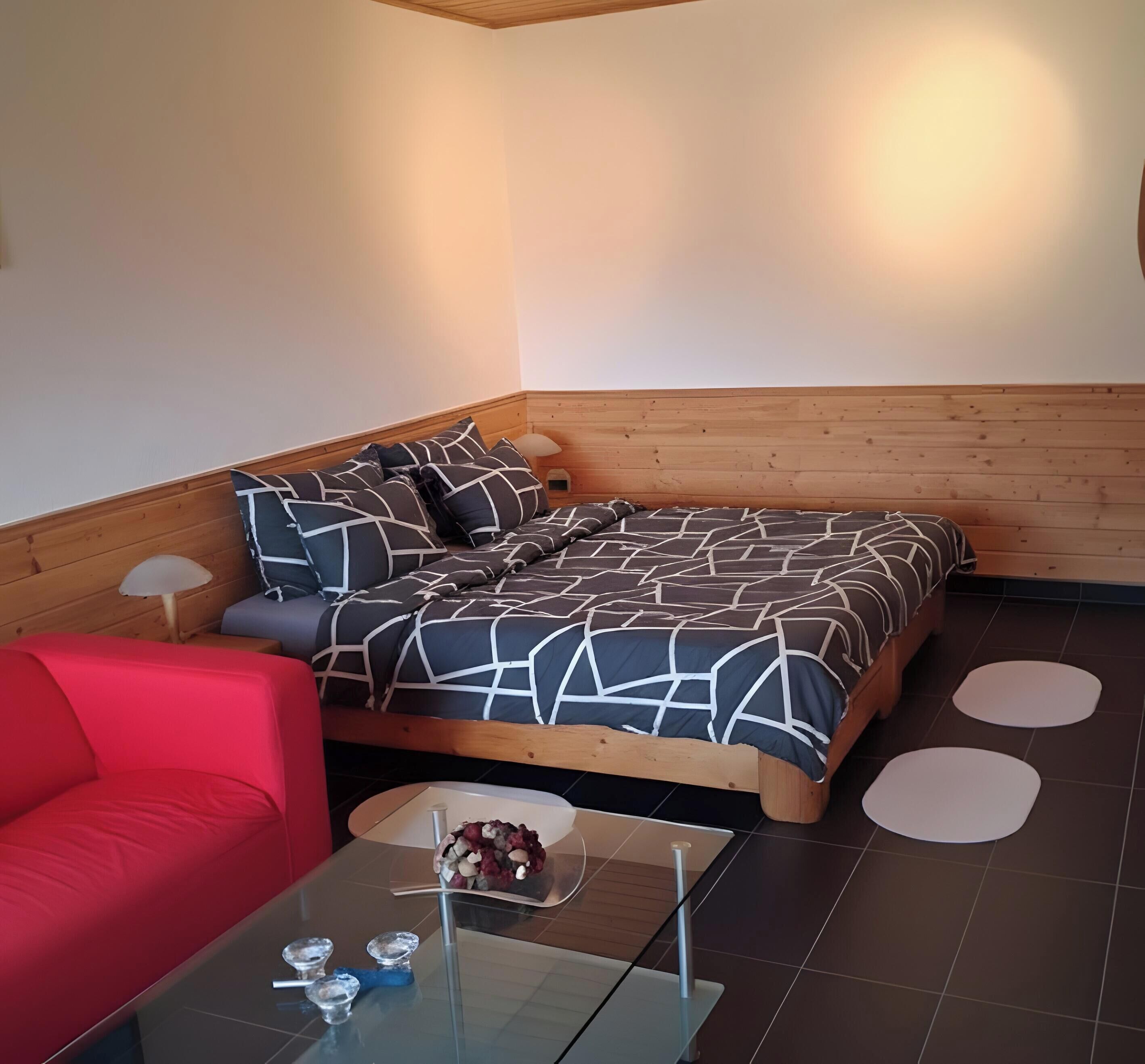 Fer et planche à repasser, Wi-Fi, draps fournis