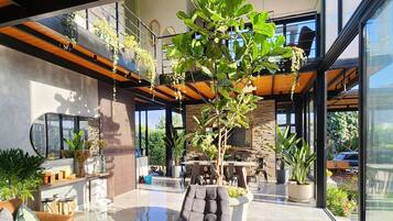 House | 4 bedrooms, Internet