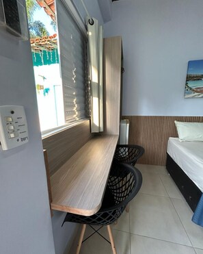 1 室のベッドルーム、WiFi