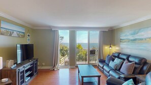 Smart TV - Villa 377 - Turtle Villa 2 bedroom, 1.5 bathroom (Jekyll Island)