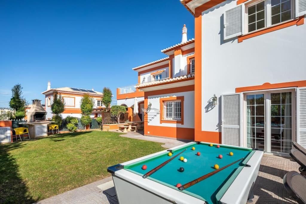 Familienvilla, Gartenblick | Terrasse/Patio