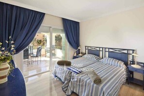 2 bedrooms, in-room safe, desk, iron/ironing board - Hacienda Playa Marbella apartment rental sea views (Marbella)