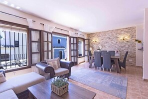 Dining - Large townhouse for rent Marbella golden mile (Marbella)