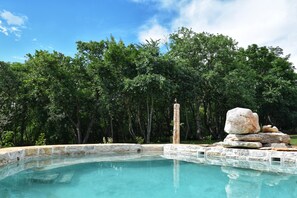 Alberca al aire libre