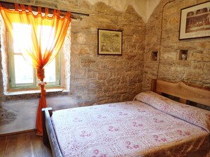 2 chambres, Wi-Fi gratuit, draps fournis