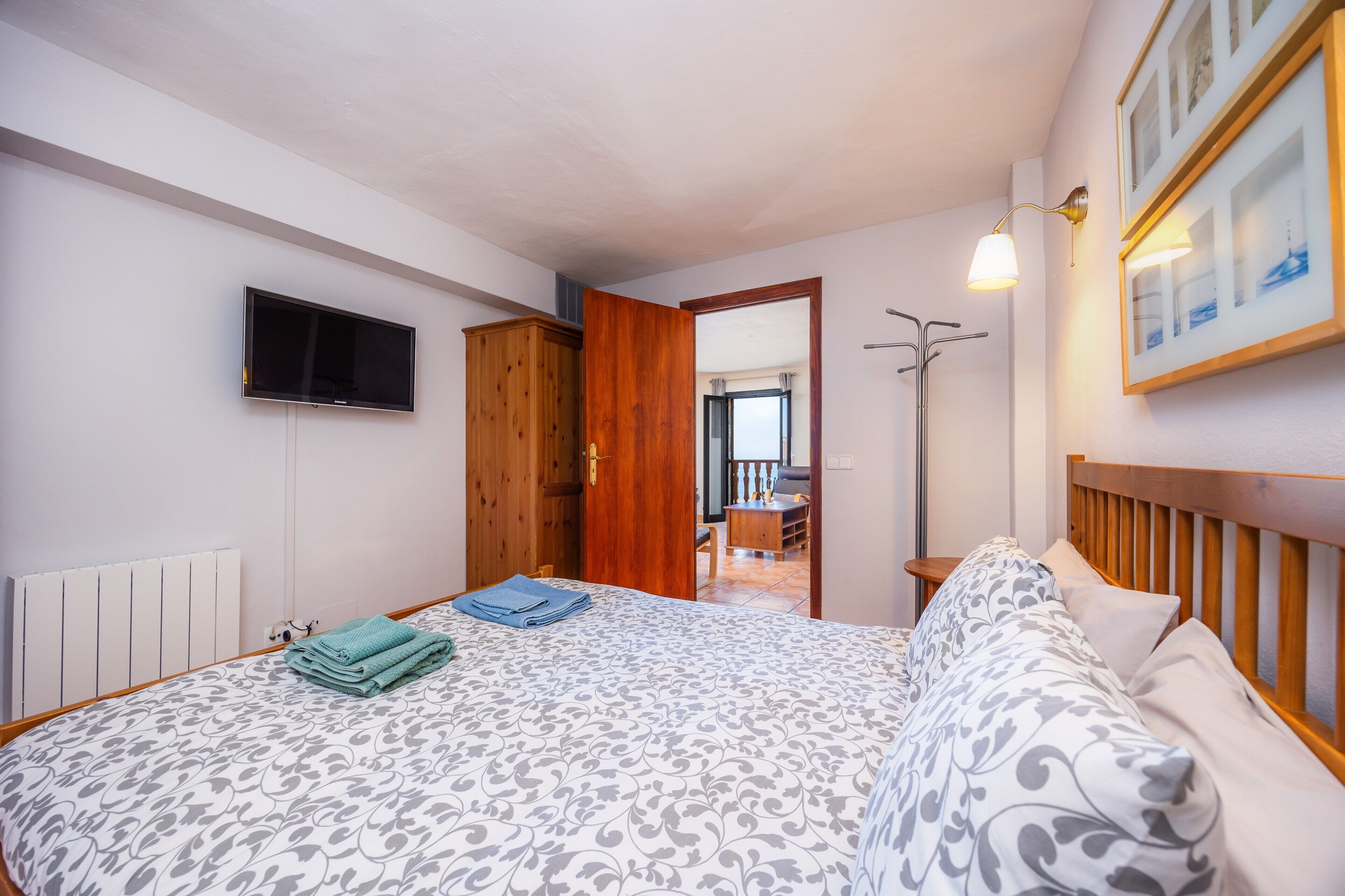 Bügeleisen/Bügelbrett, WLAN, Bettwäsche