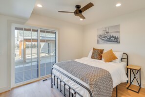 Interior - Ultimate Outdoor Getaway Near Fishing at Cow Creek (Pierre)