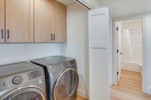 Interior - Ultimate Outdoor Getaway Near Fishing at Cow Creek (Pierre)