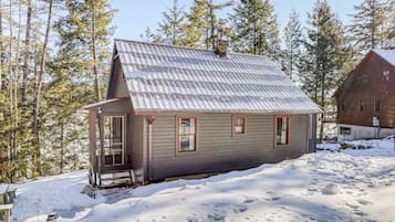 Mökki (2 Bedrooms) | Sisätilat
