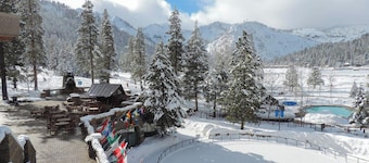 Olympic Valley Studio Condo w/ Resort Pools, Spa