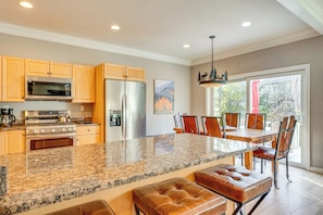 Interior - Upscale Retreat at Loon Mountain! Family Townhome (Lincoln)