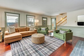 House (3 Bedrooms) | Interior - Dine & Unwind! Overlook Home at Rabbit Hill Inn (St. Johnsbury)