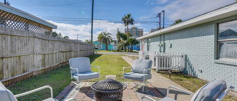 Apartment (2 Bedrooms) | Front of property