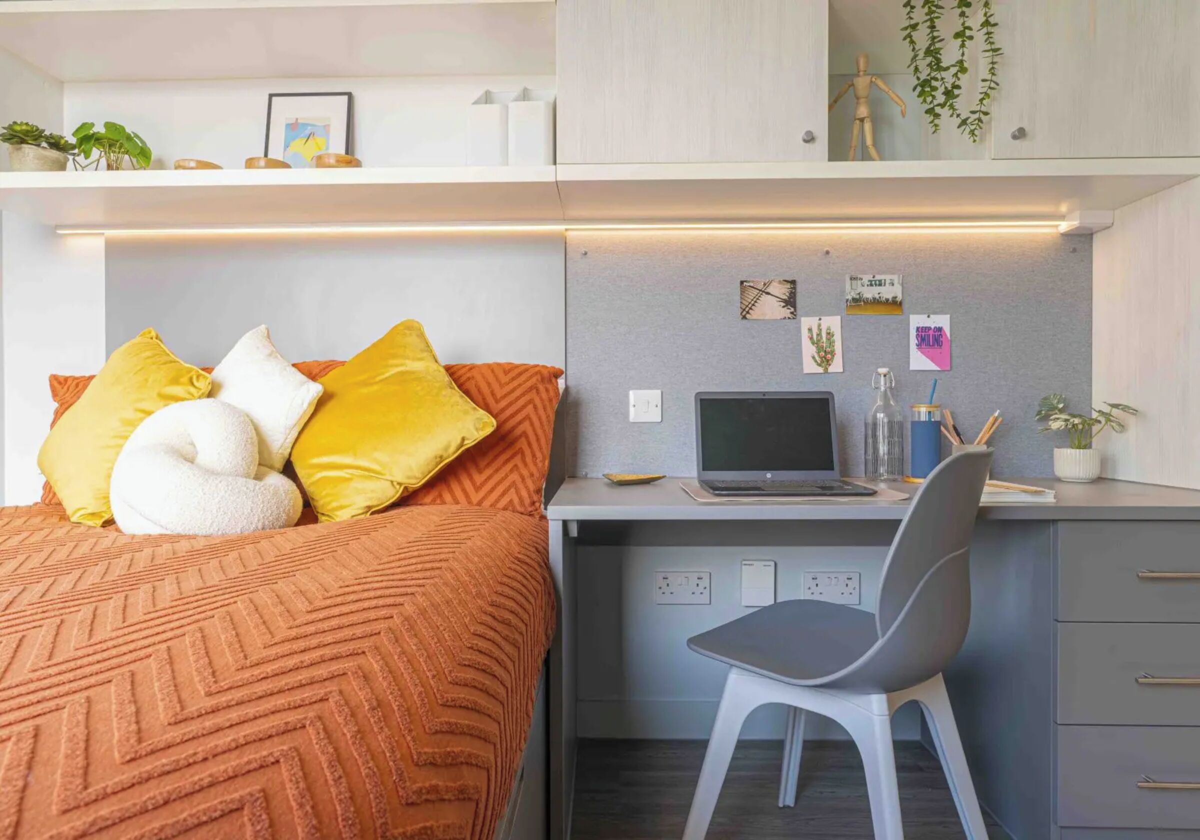 Estudio, no fumadores | Cortinas opacas y wifi gratis