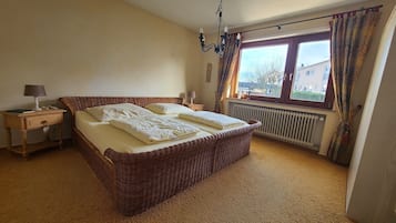 2 Schlafzimmer, Bügeleisen/Bügelbrett, WLAN, Bettwäsche