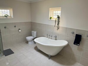 Hair dryer, towels - The Ducks Nest (Shoalwater)