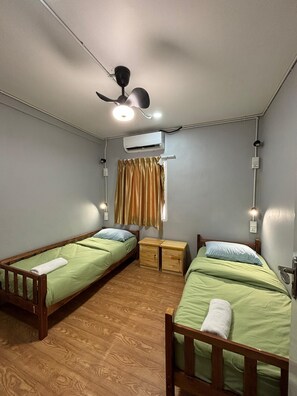 Free WiFi, bed sheets - OYO 91278 5minutes Lodge (Kota Kinabalu)