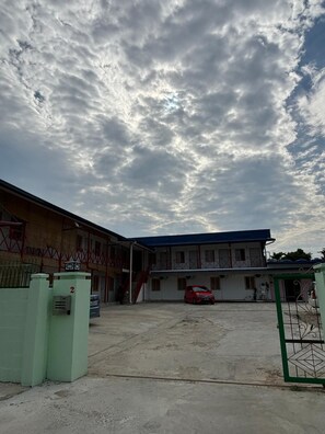 Exterior - OYO 91278 5minutes Lodge (Kota Kinabalu)