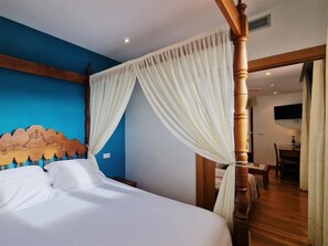Deluxe Suite, Sea View | Free WiFi - Hotel Verdemar (Lamadrid)