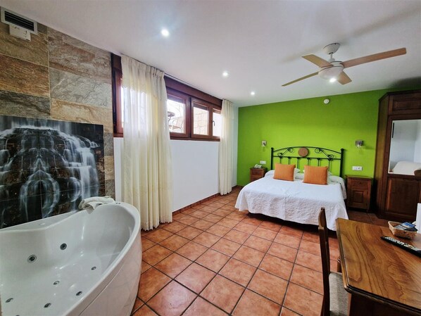 Deluxe Double Room | Free WiFi - Hotel Verdemar (Lamadrid)