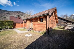 Exterior - Chalet “8p - L’œillet des Glaciers” with Mountain View and Wi-Fi (Verchaix)