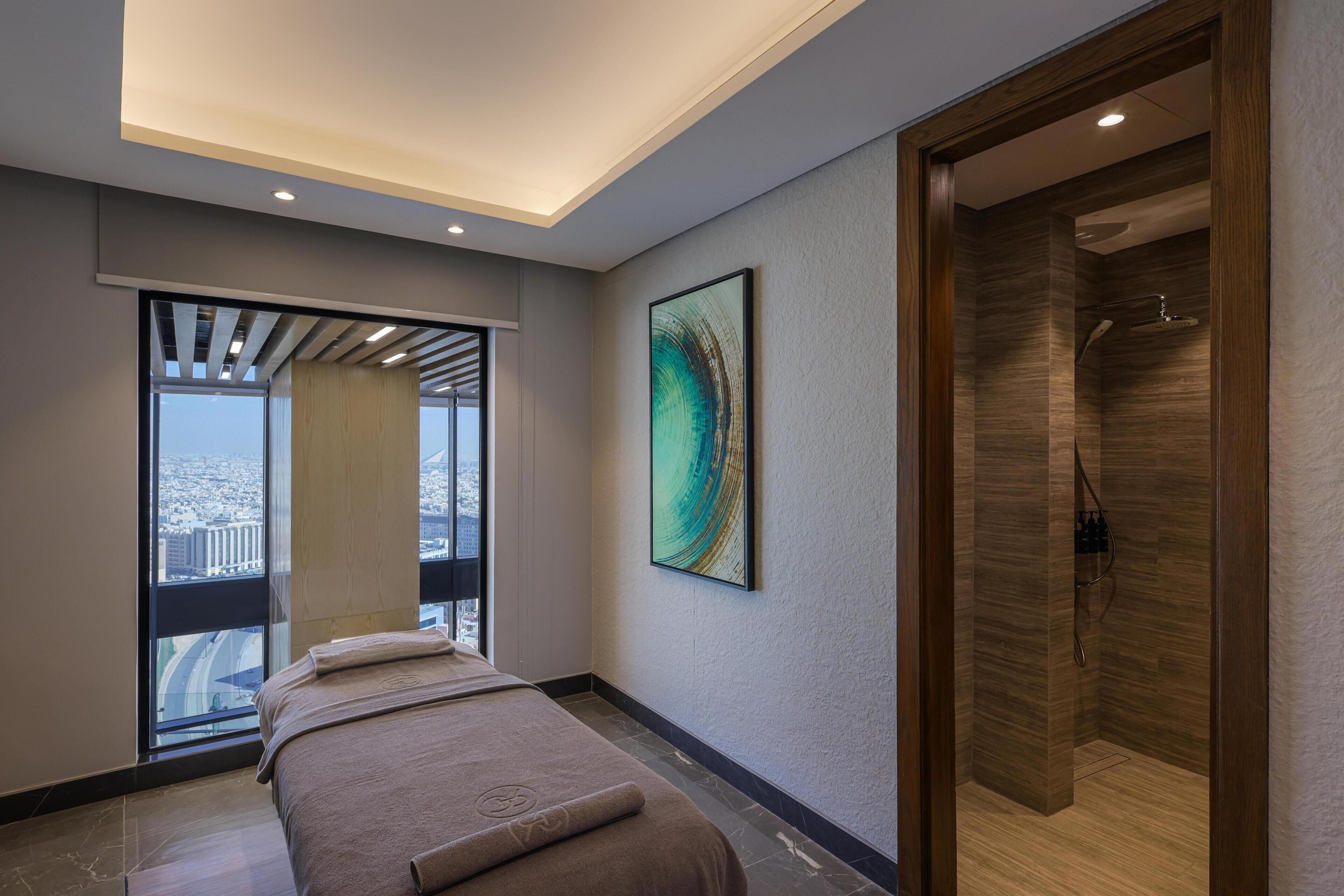Body treatments, hydrotherapy, aromatherapy, hot stone massages