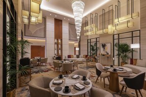 酒吧(店内)
