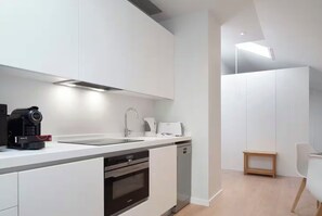 Classic Loft, Balcony, City View | Private kitchen - Amazing View in Castle View (Lisbon)