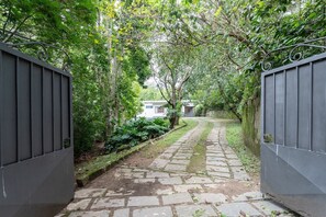 House, Smoking | 2 bedrooms - S tio com Piscina e Lareira a 10 min de Itaipava (Petrópolis)