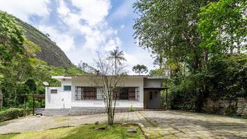 House, Smoking | 2 bedrooms