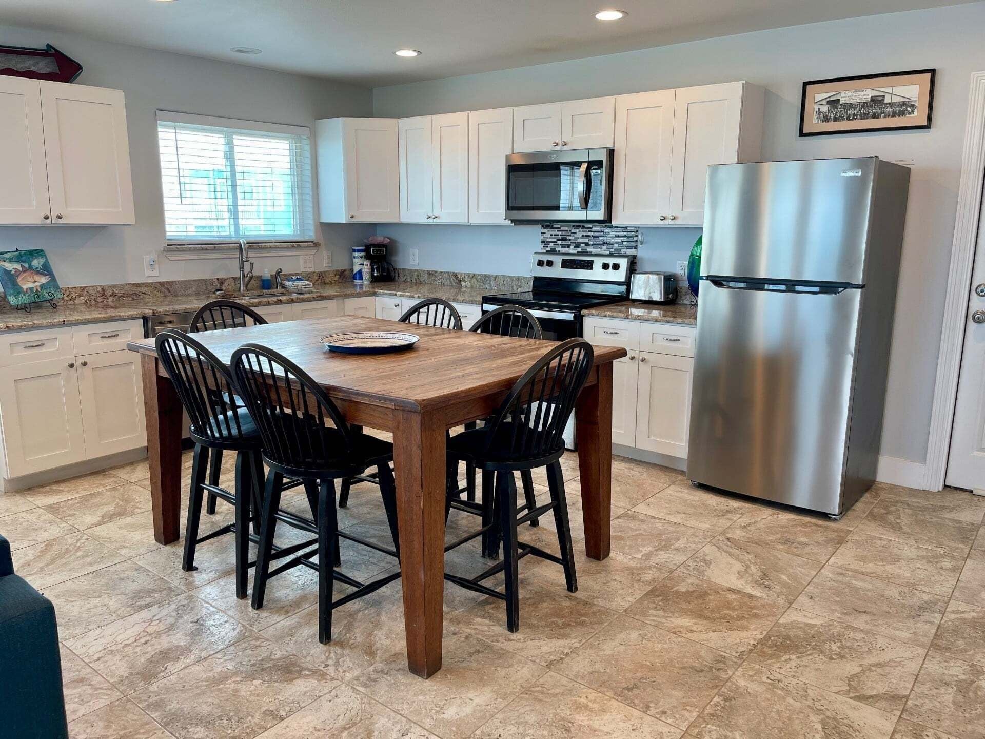 Condo, 2 Bedrooms | Private kitchen