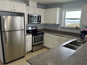 Condo, 2 quartos | Cozinha privada