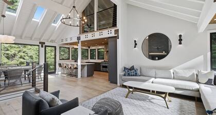 Sierra Sanctuary With Hot Tub 5 Bedroom Home
