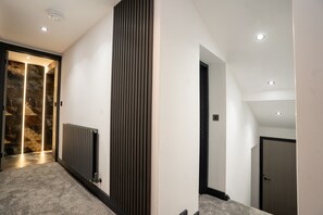 Basic Double Room, Patio | Interior - Rose House (Boston)