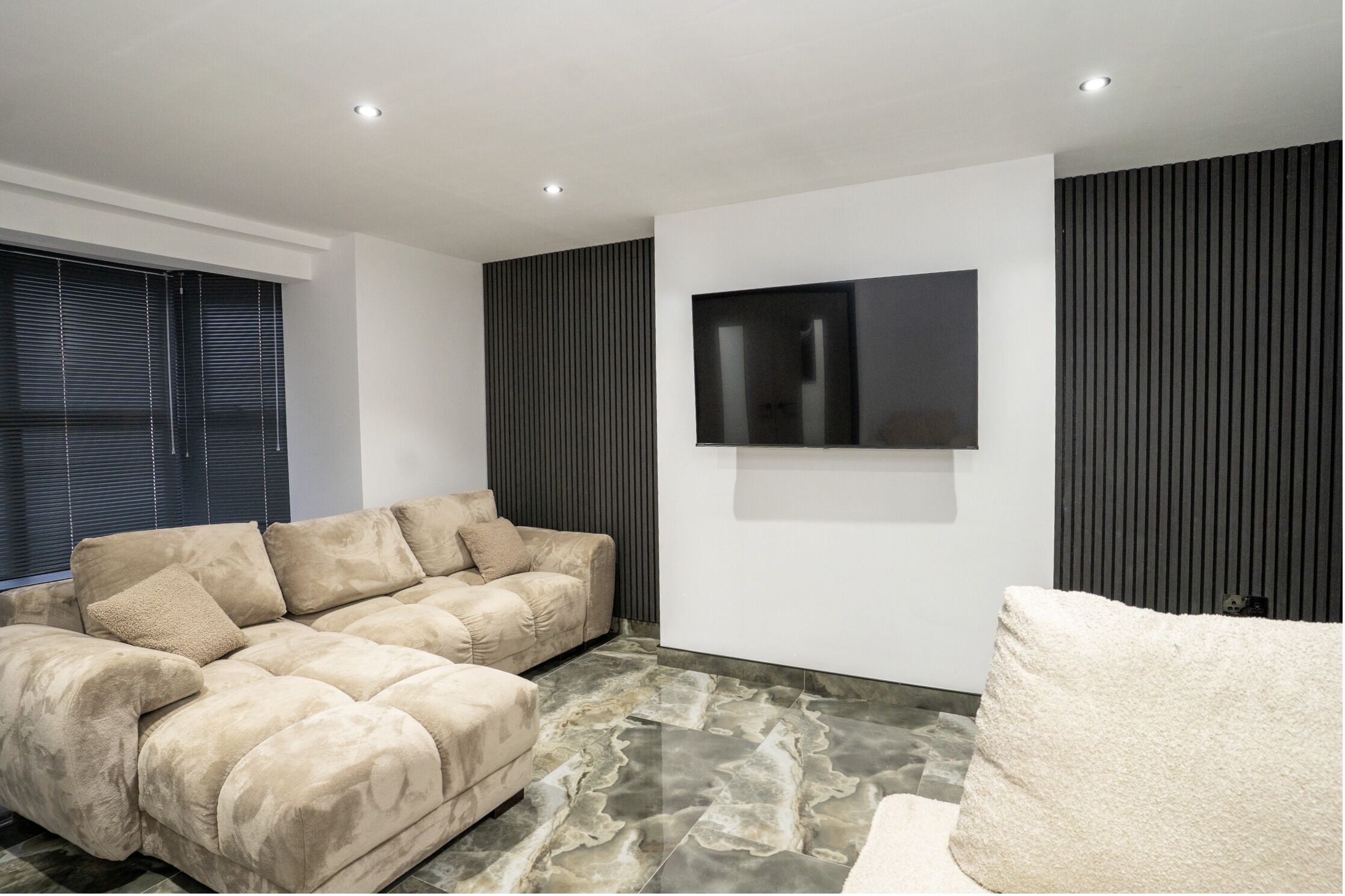 Phòng đôi cơ bản, sân hiên | Lounge