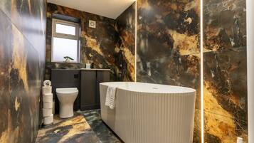 Panoramic House, Ensuite | Bathroom