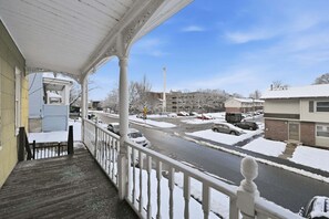 Apartemen, 2 kamar tidur | Halaman properti