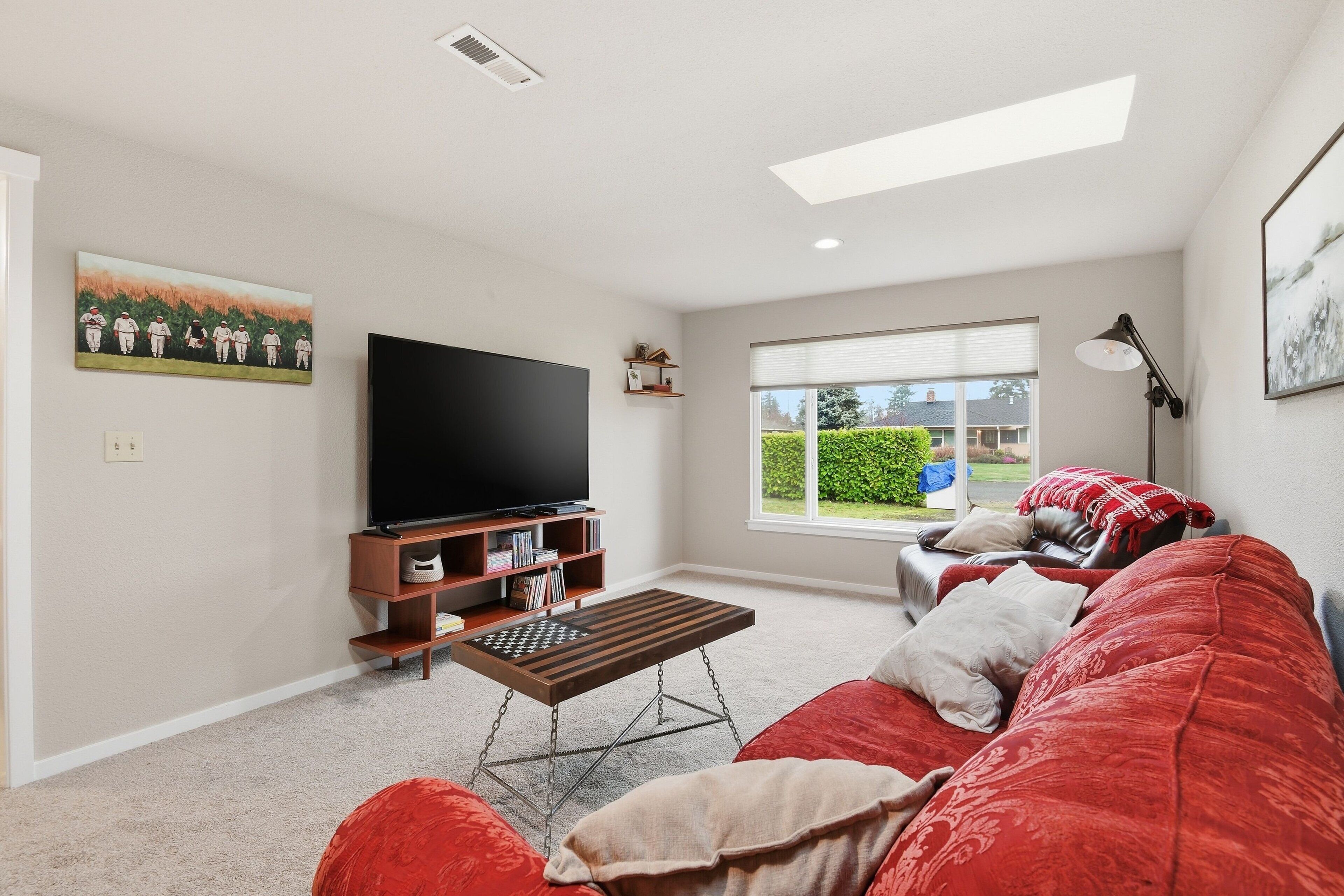 House, 3 Bedrooms | Living area | Smart TV, streaming services