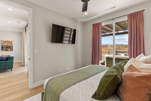 Townhome, Multiple Bedrooms | 8 bedrooms, laptop workspace, iron/ironing board, cots/infant beds - Terra Rossa 8 Bedroom Townhouse (St. George)