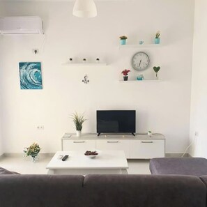 Apartment | Living area - Ares Summer Apartments (Saranda)