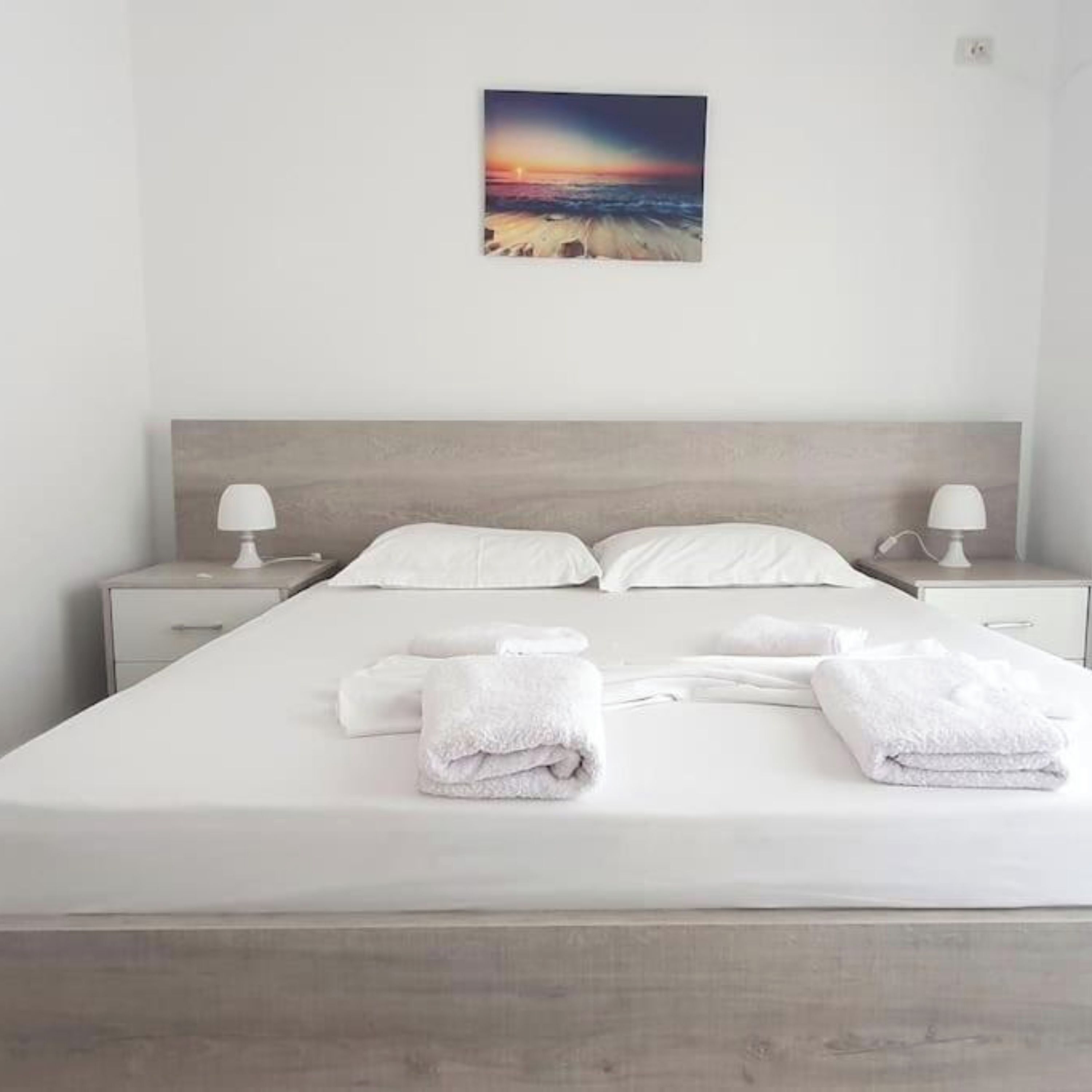 Wi-Fi gratuit, draps fournis